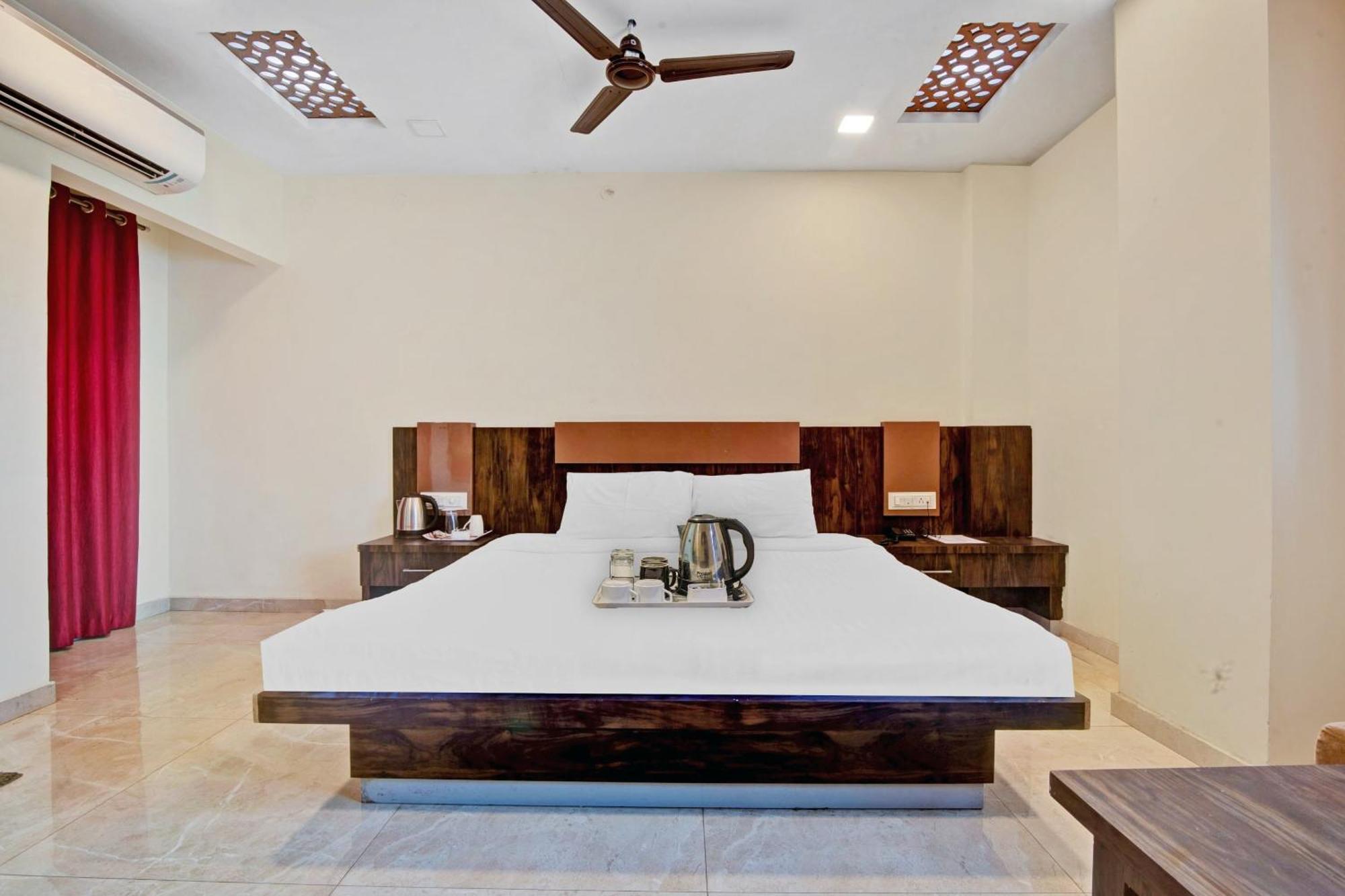 Townhouse 700 Hotel Krishna. Нагпур Екстериор снимка