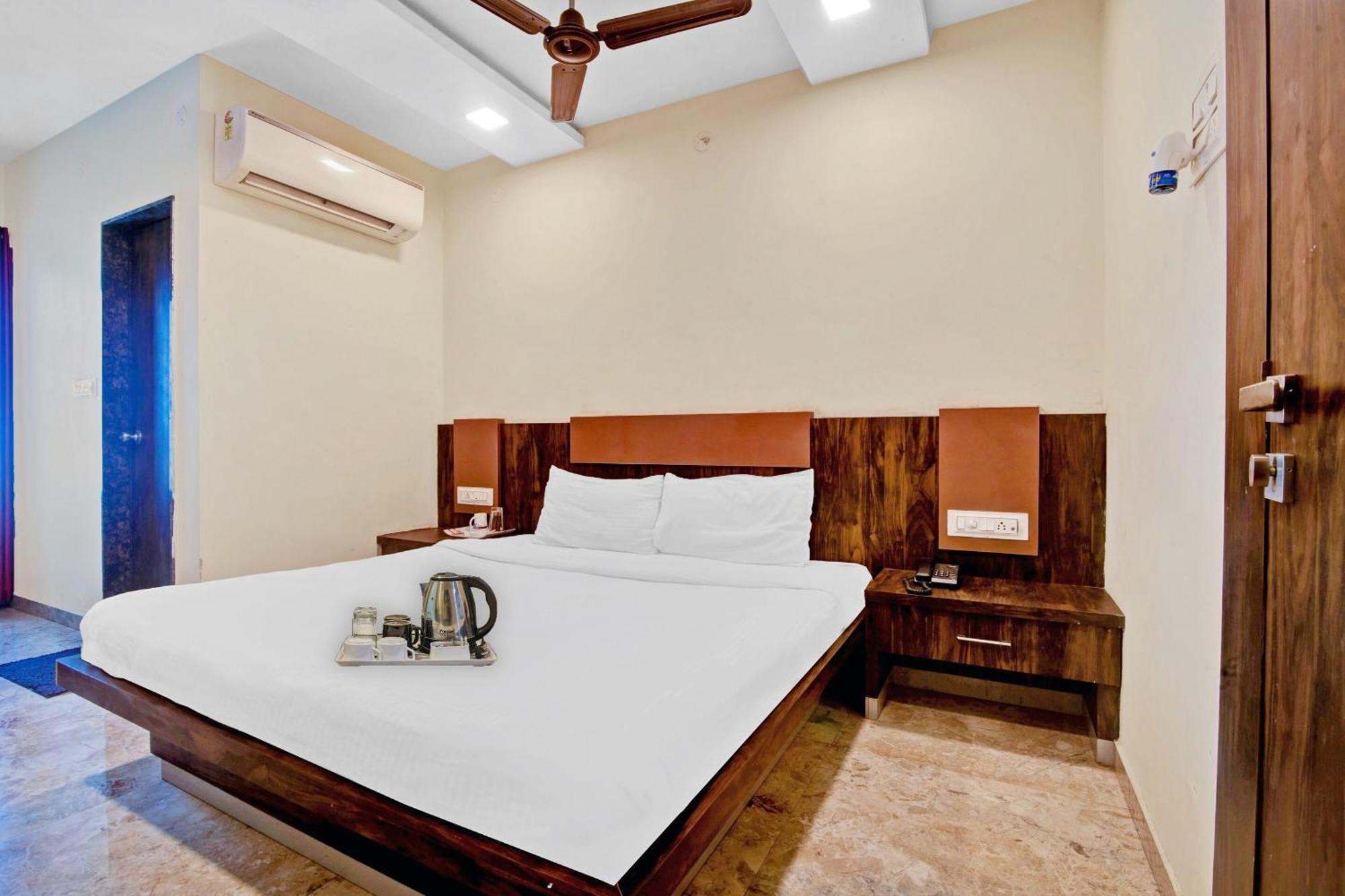 Townhouse 700 Hotel Krishna. Нагпур Екстериор снимка
